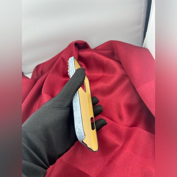 Elegant Rhinestone Snake Pattern Case for iPhone - Picture 6 of 7